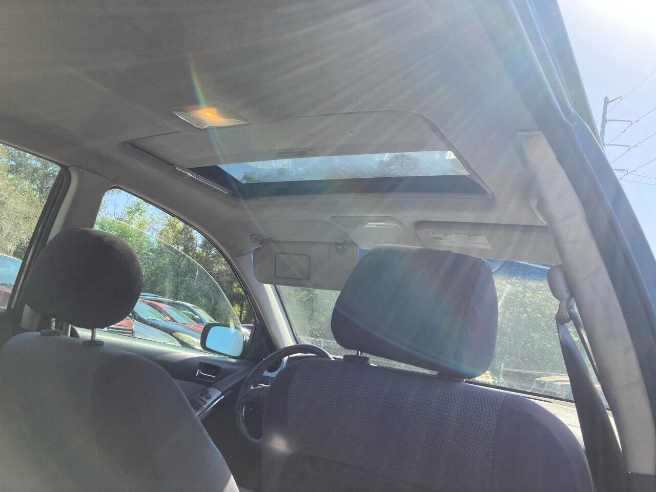 Used 2005 Toyota Matrix XR image 10