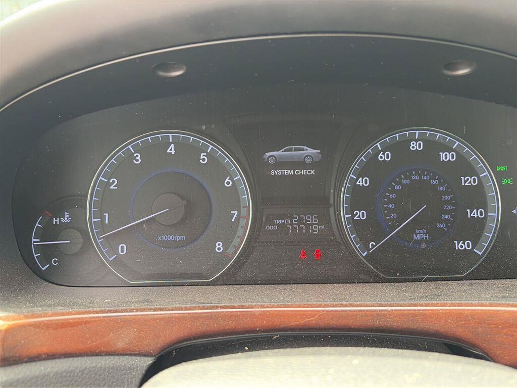 Used 2013 Hyundai Equus Ultimate RWD image 7