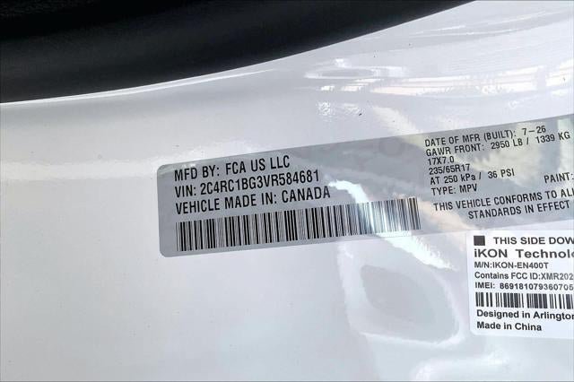 New 2027 Chrysler Pacifica Select FWD image 26