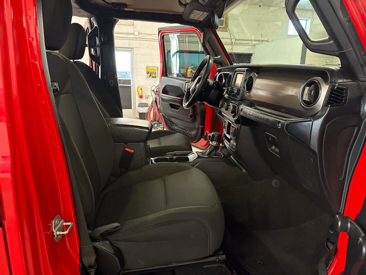 Used 2021 Jeep Wrangler Unlimited Sport image 53