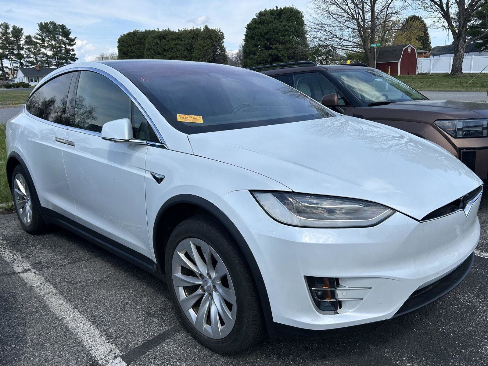 Used 2020 Tesla Model X Long Range image 4