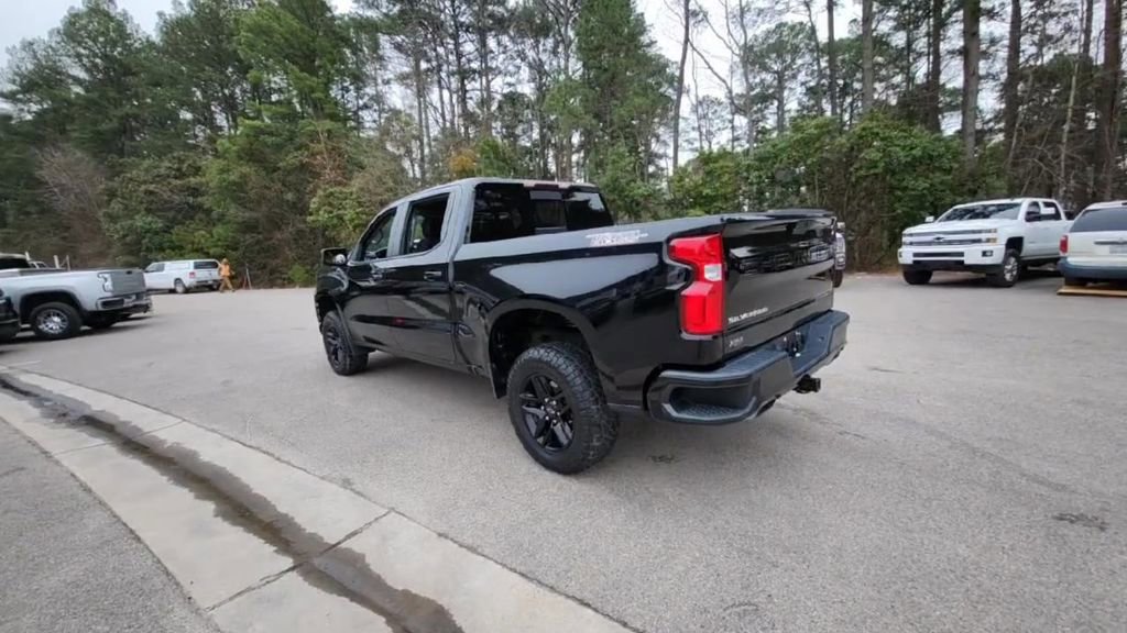 Certified 2021 Chevrolet Silverado 1500 LT Trail Boss w/ Convenience Package II image 3