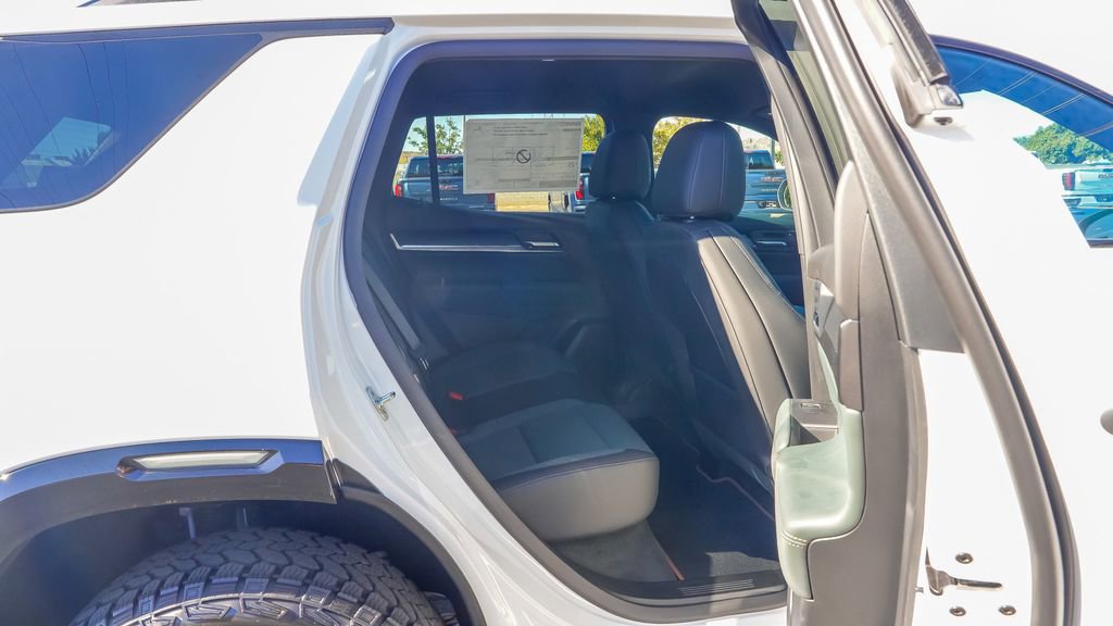 New 2026 GMC Terrain AT4 w/ Convenience Package III image 10