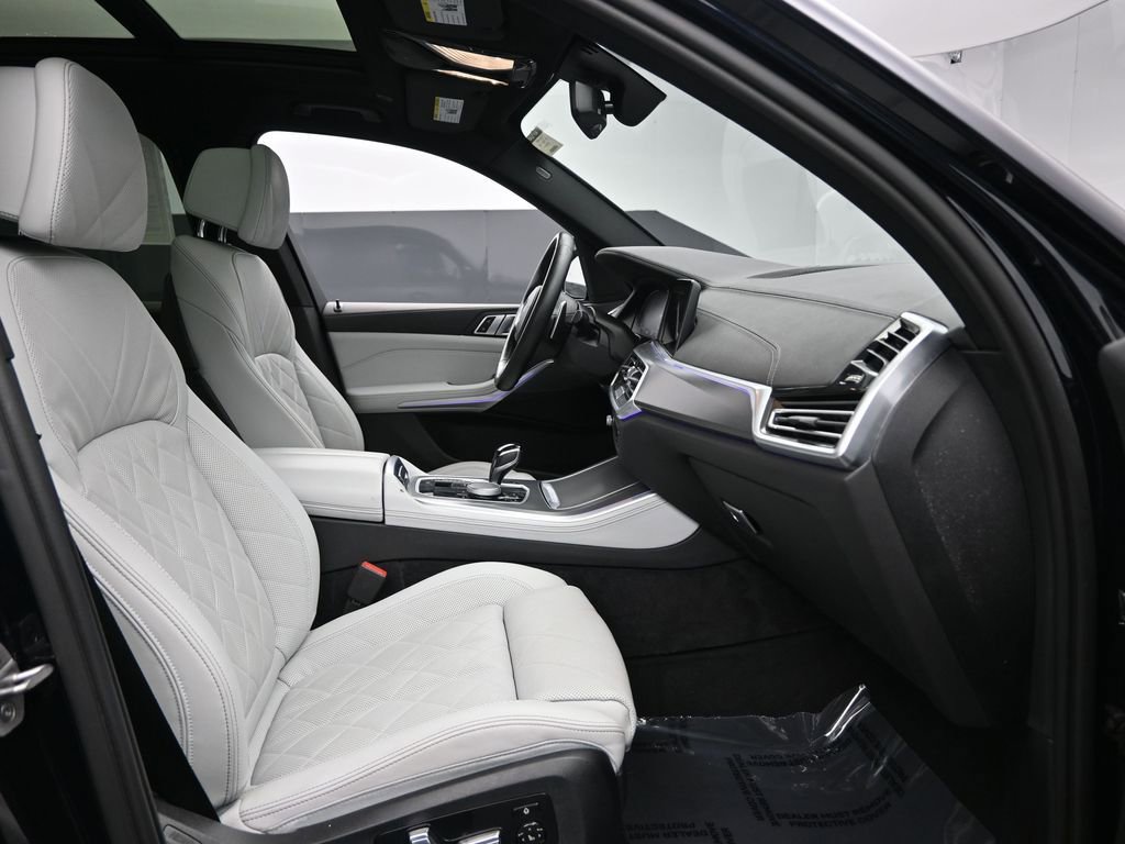 Used 2023 BMW X5 xDrive40i w/ M Sport Package image 35