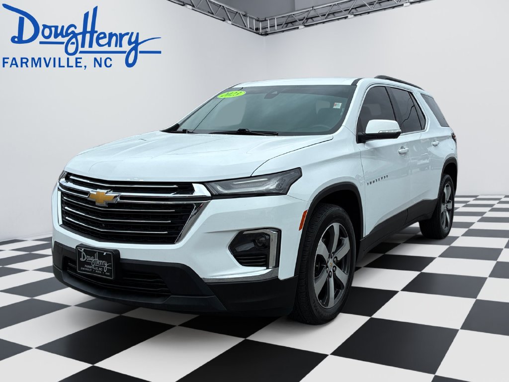 Used 2023 Chevrolet Traverse LT w/ LT Premium Package