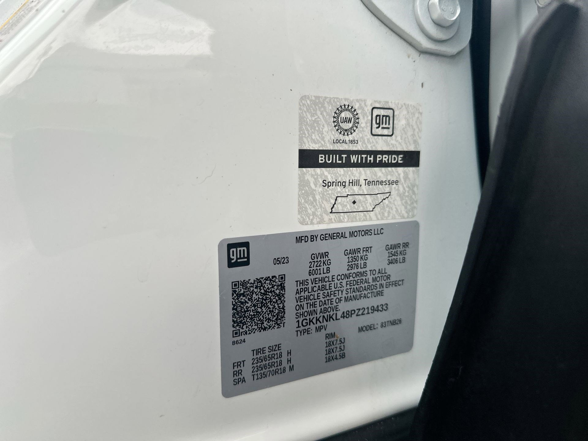 Used 2023 GMC Acadia SLE FWD image 33