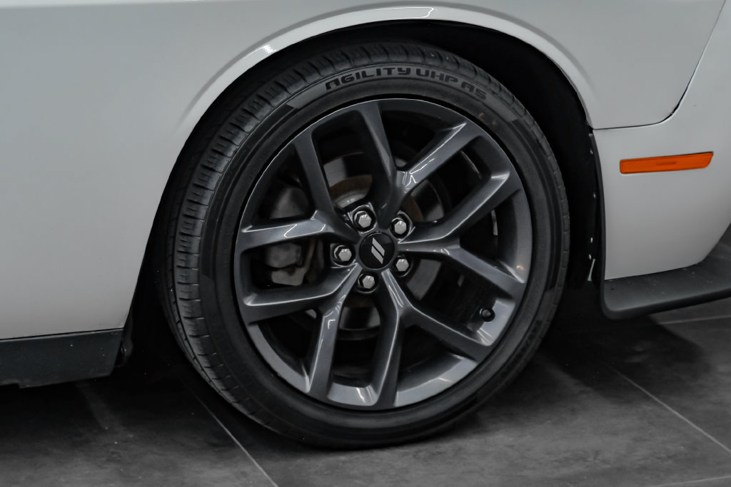 Used 2019 Dodge Challenger SXT w/ Blacktop Package RWD image 50