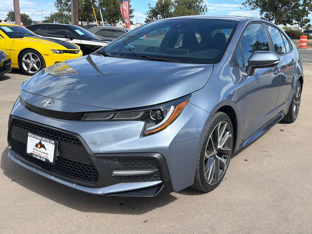 Used 2021 Toyota Corolla SE FWD image 3