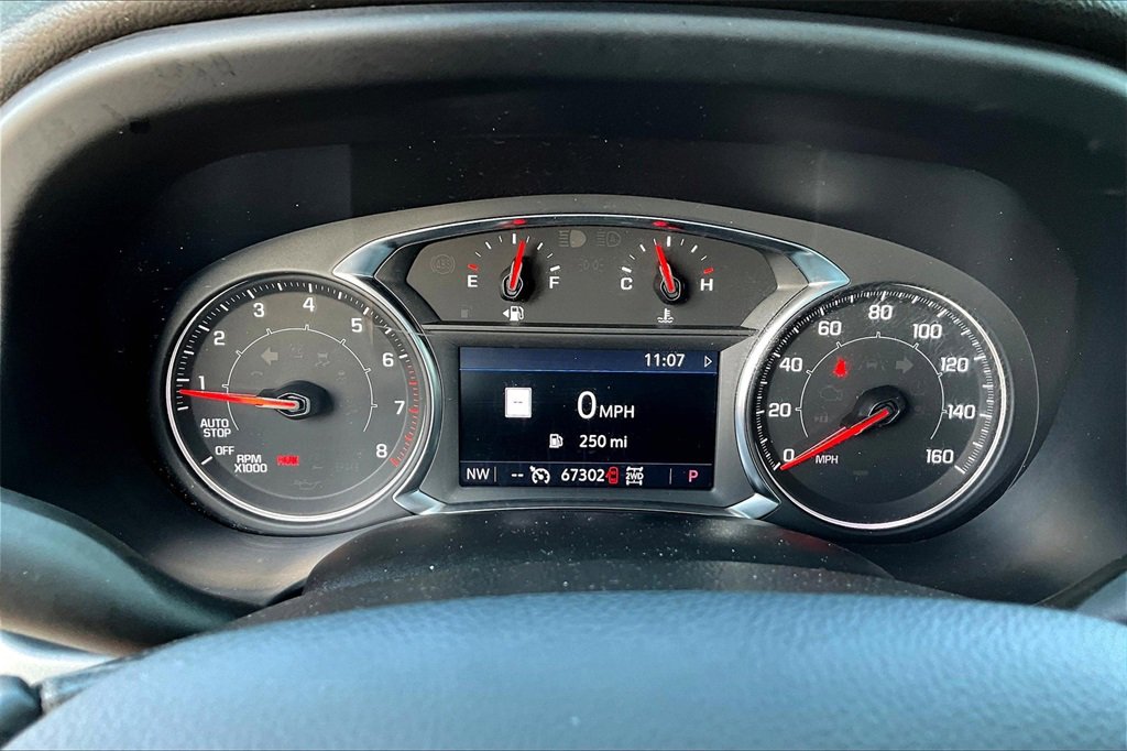 Certified 2023 GMC Acadia SLT image 13