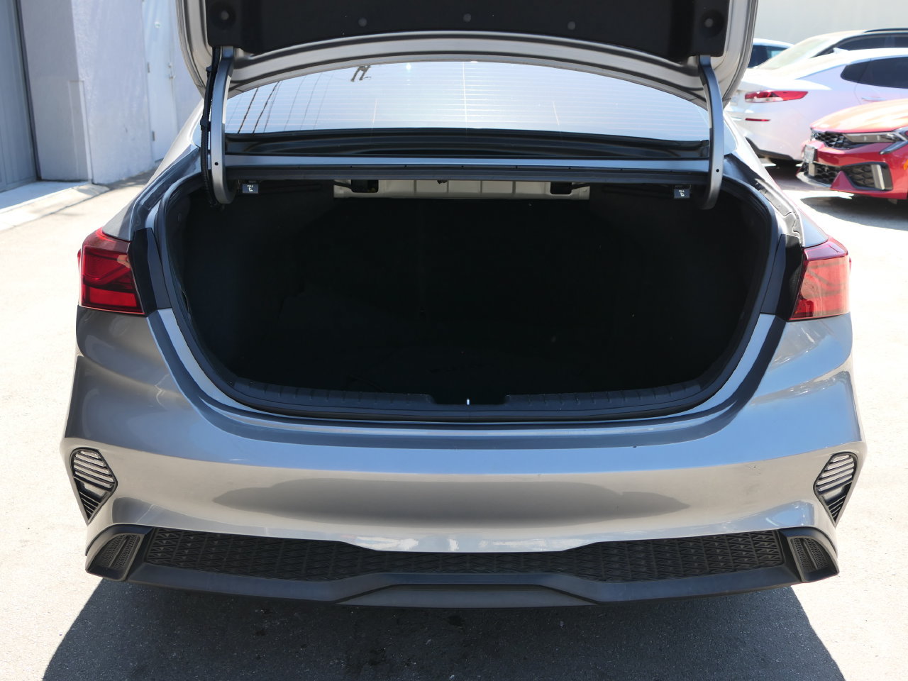 Certified 2024 Kia Forte LXS w/ LXS Technology Package FWD image 23