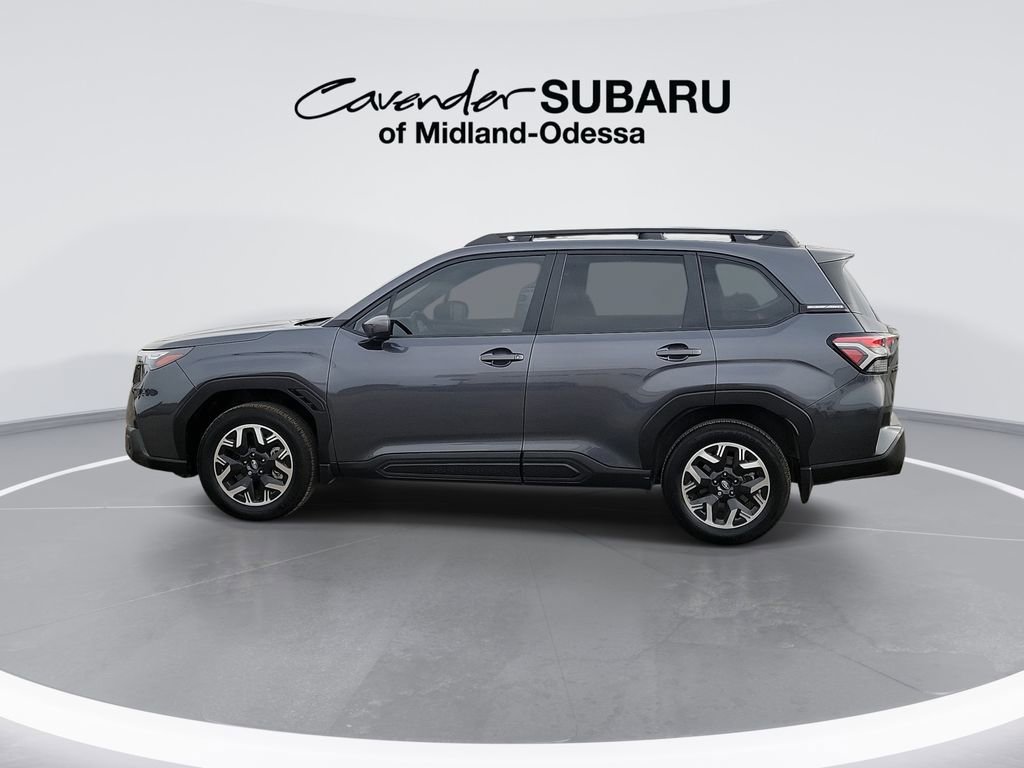 Used 2025 Subaru Forester Premium w/ Convenience Package #1 image 5