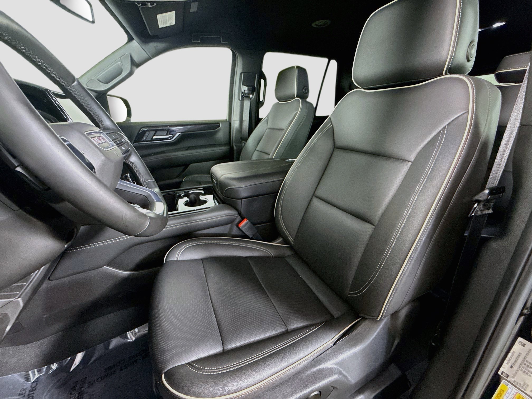 Used 2026 GMC Yukon Elevation AWD/4WD image 22