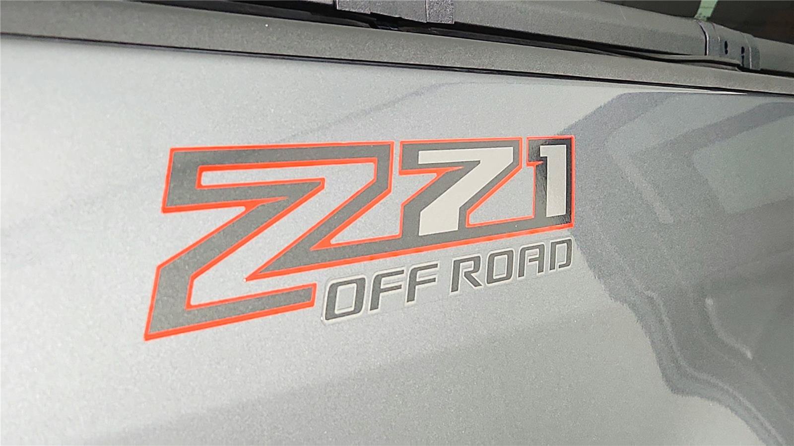 Used 2021 Chevrolet Colorado Z71 AWD/4WD image 18
