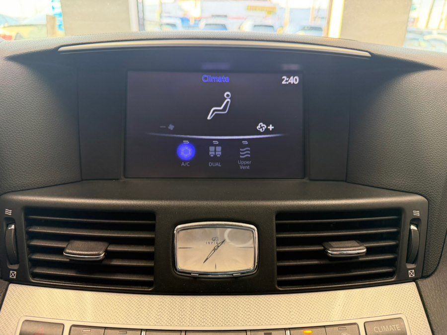 Used 2019 INFINITI Q70 Luxe RWD image 53