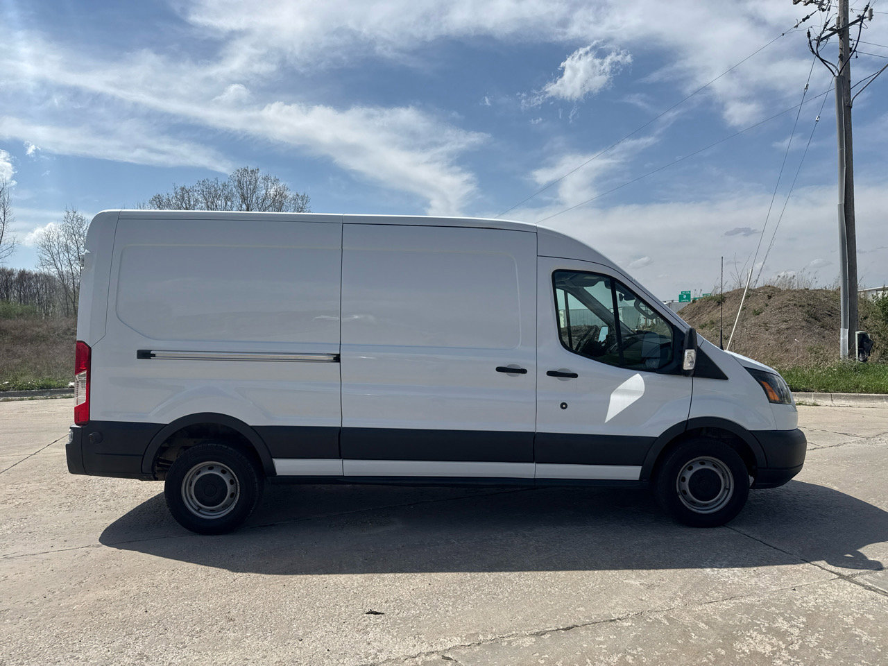 Used 2018 Ford Transit 250 148 Medium Roof w/ Interior Upgrade Package image 5