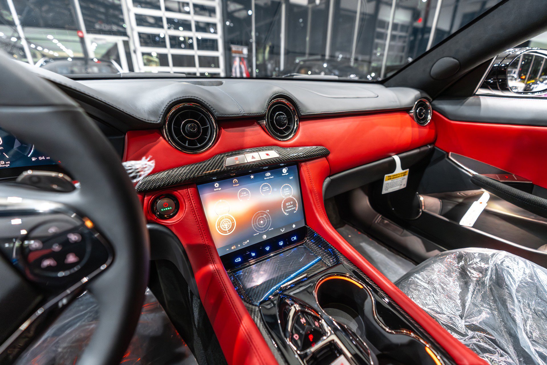 Used 2025 Karma Revero Luxury image 13