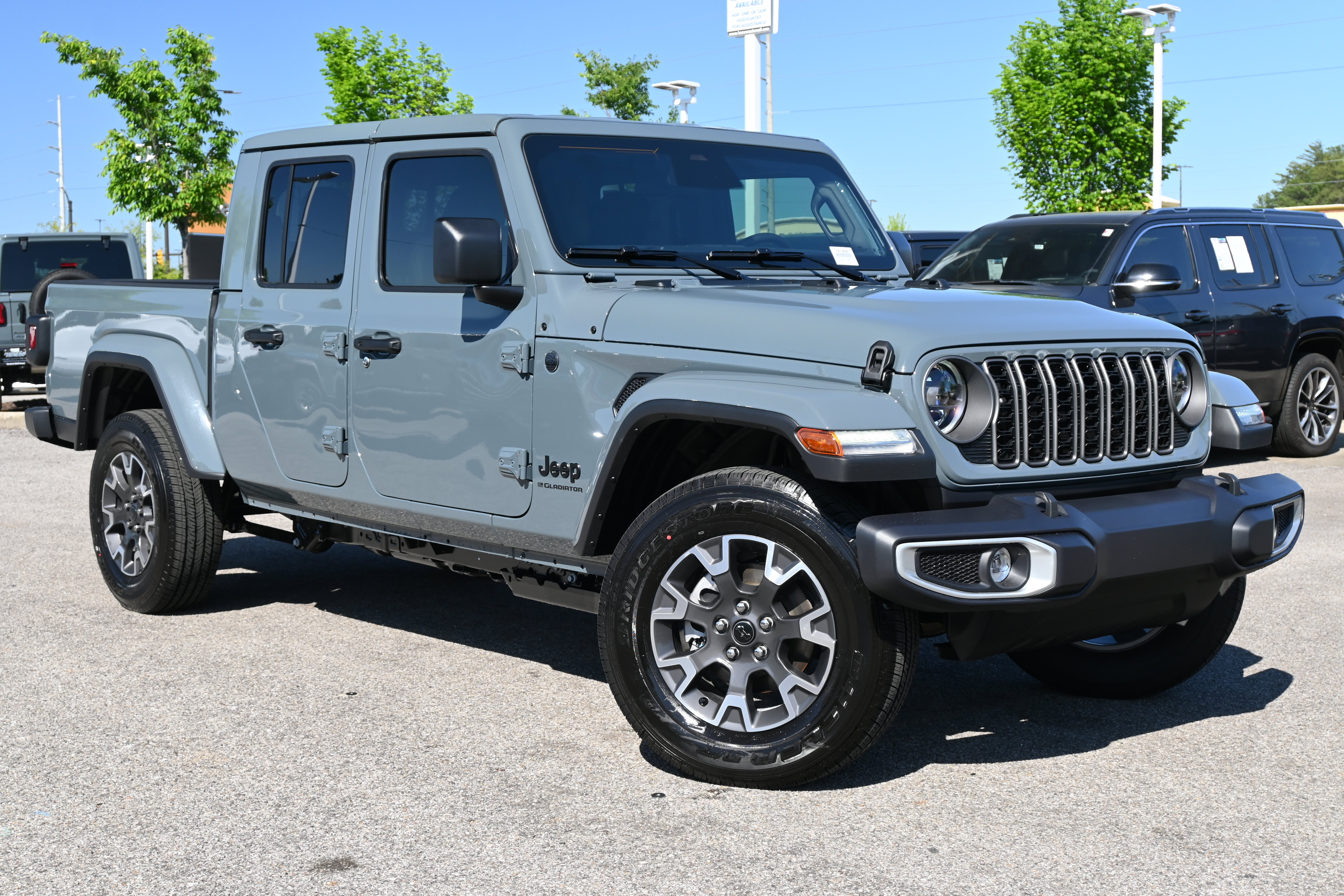 New 2026 Jeep Gladiator Sport AWD/4WD video 2