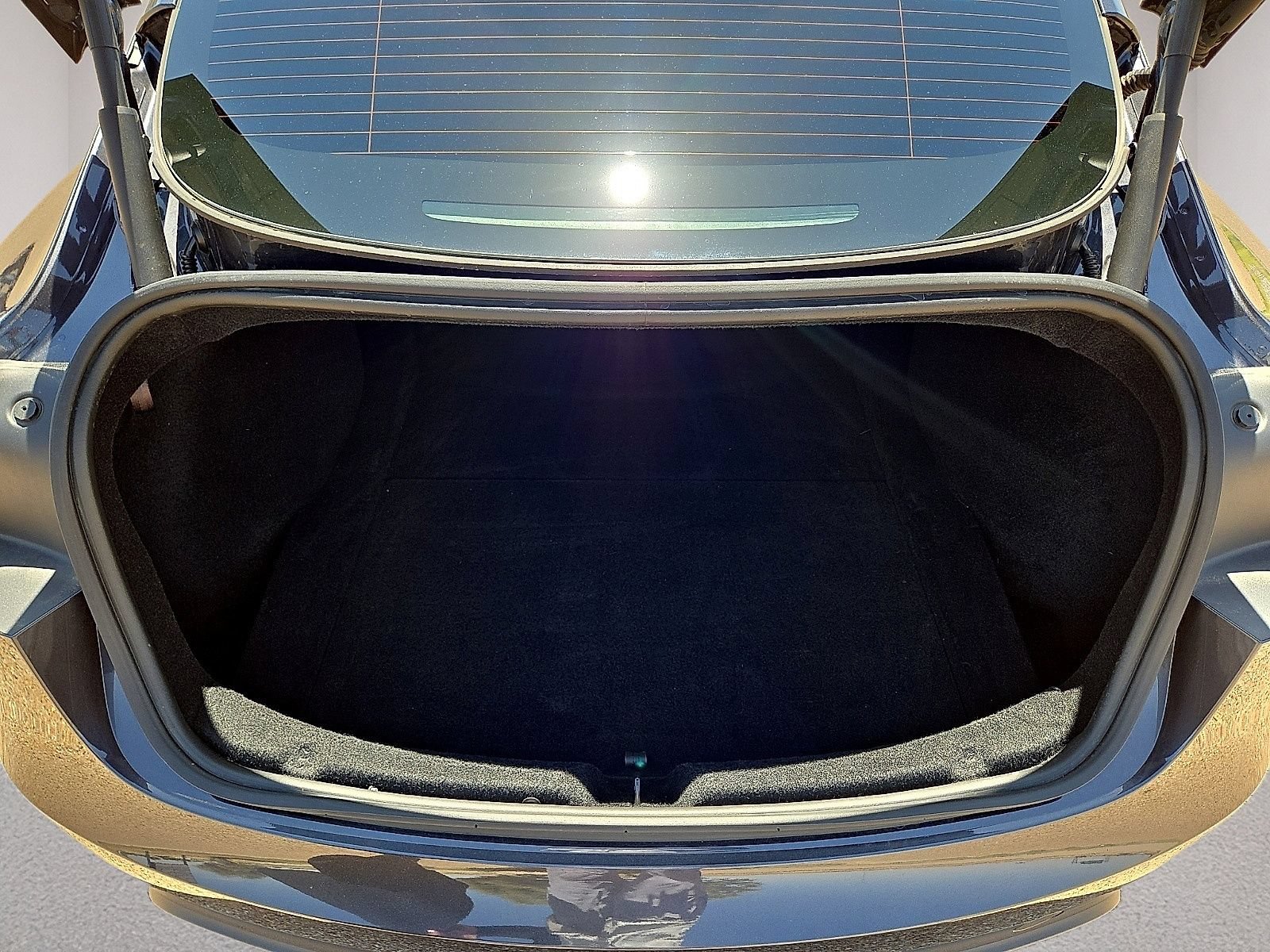 Used 2025 Tesla Model 3 Long Range AWD/4WD image 13
