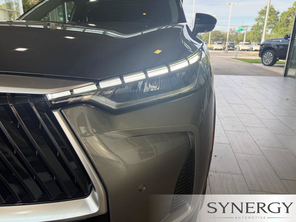 New 2027 INFINITI QX60 Luxe w/ Cargo Package FWD image 10