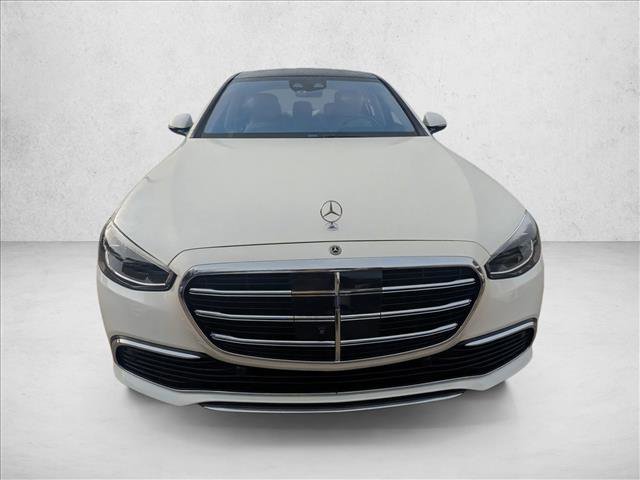 Used 2021 Mercedes-Benz S 580 4MATIC Sedan image 2