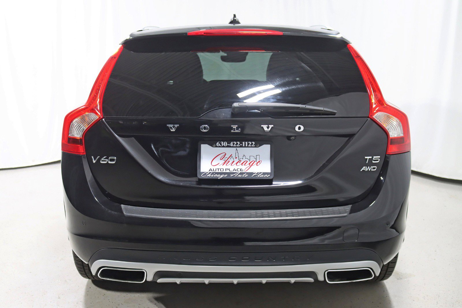 Used 2018 Volvo V60 T5 Cross Country w/ Convenience Package image 13