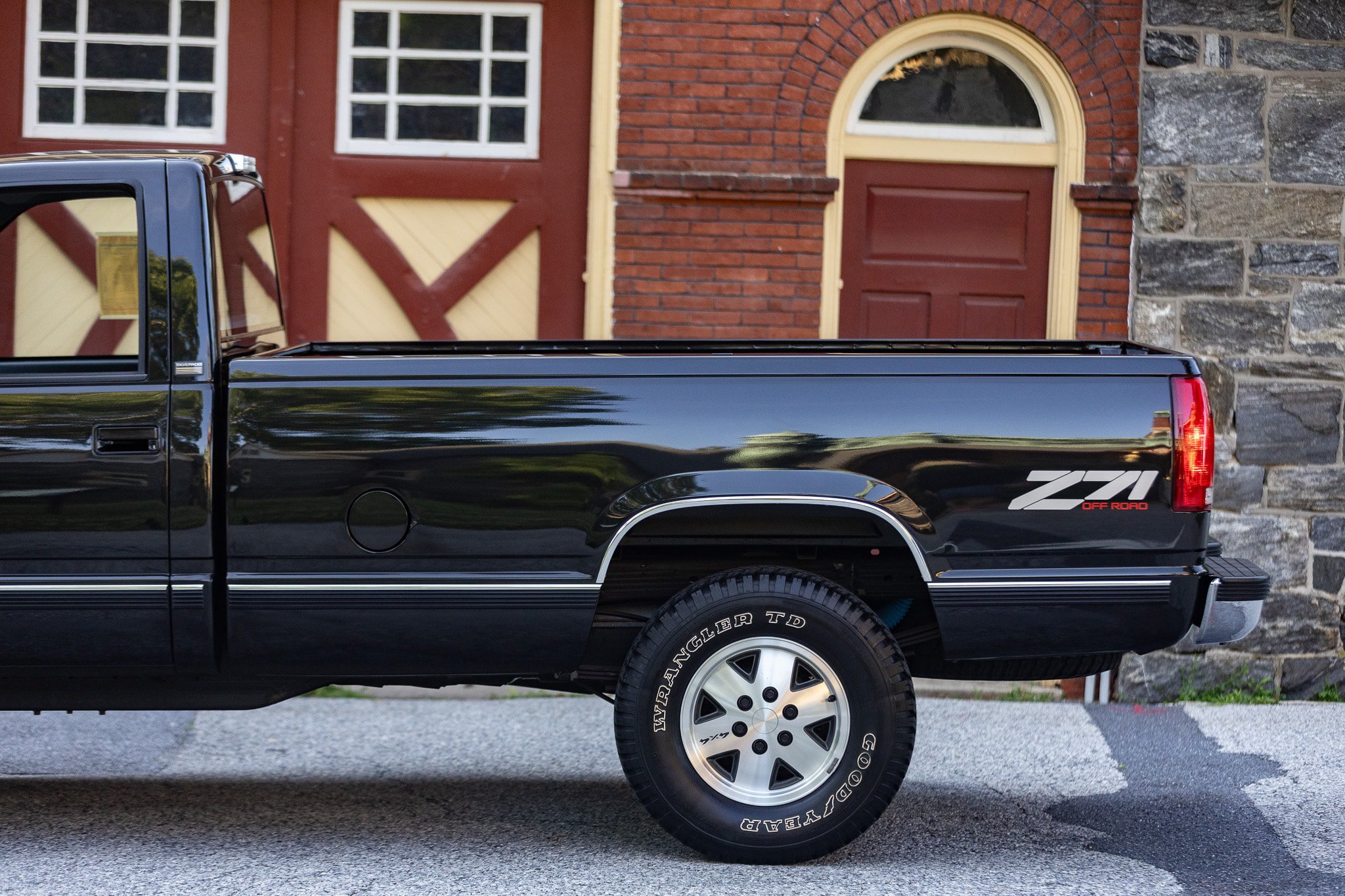 Used 1989 Chevrolet Silverado 1500 4x4 Regular Cab image 93