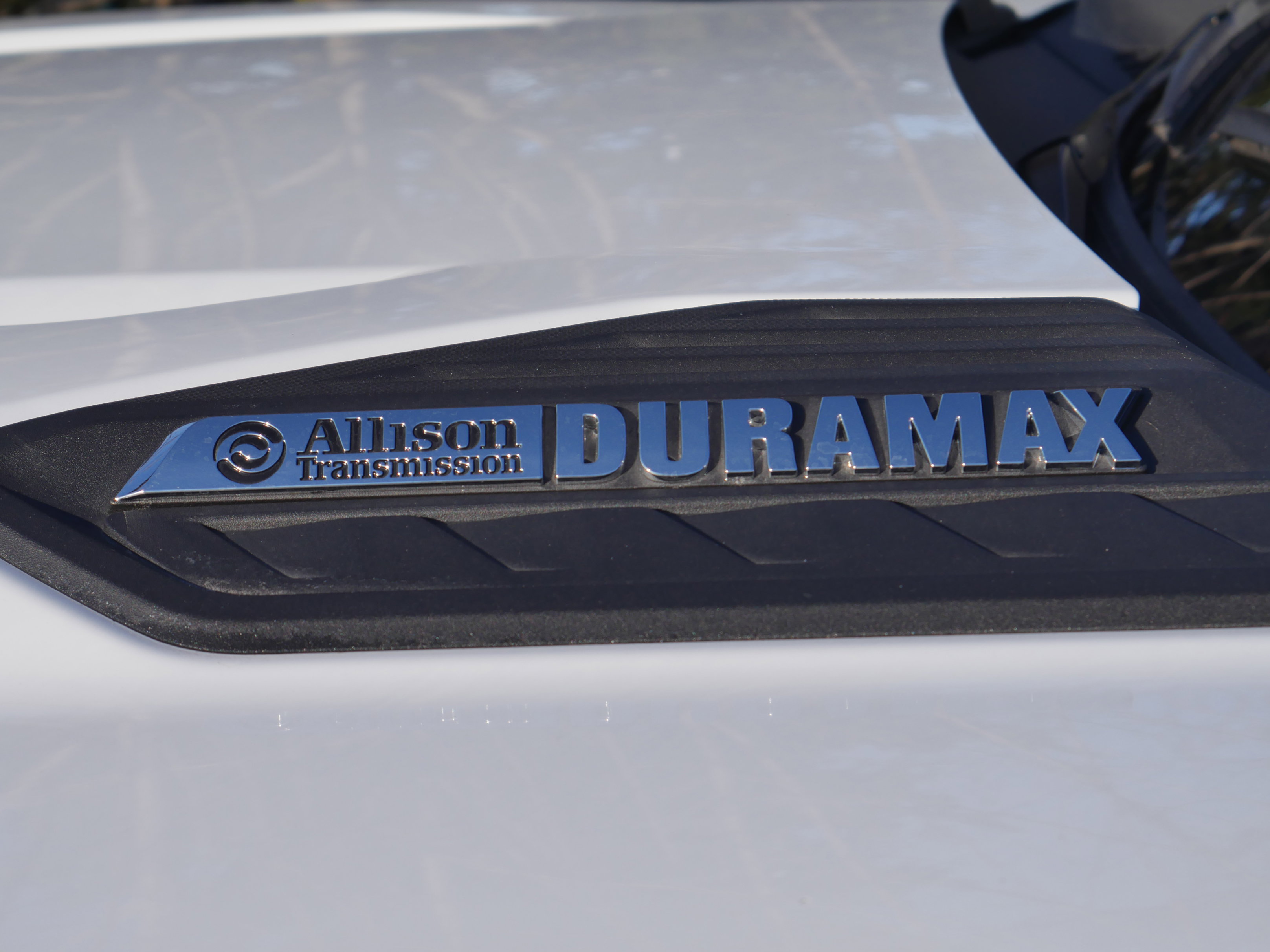 Used 2024 Chevrolet Silverado 2500 Custom w/ Custom Value Package image 14