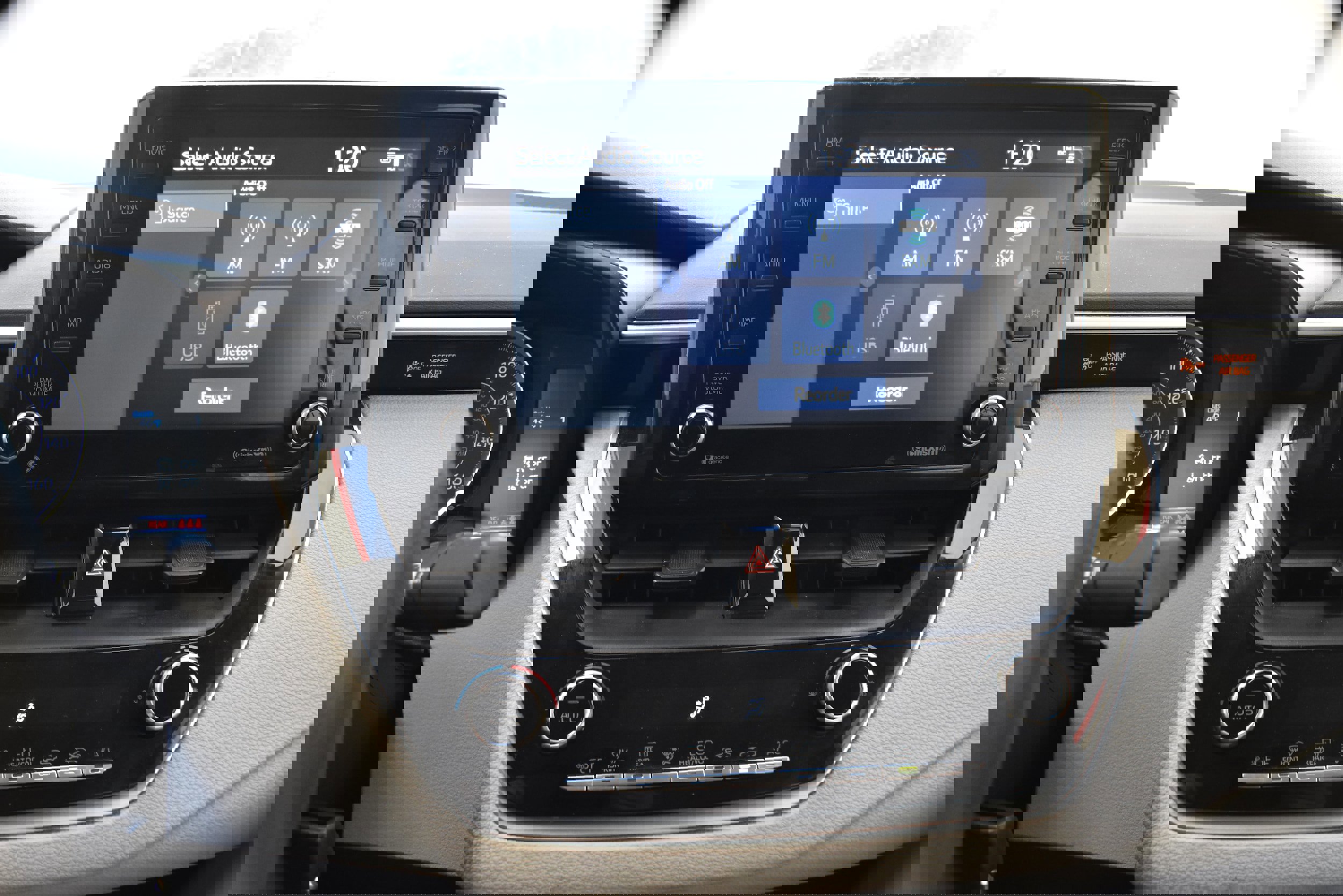 Used 2022 Toyota Corolla LE image 37