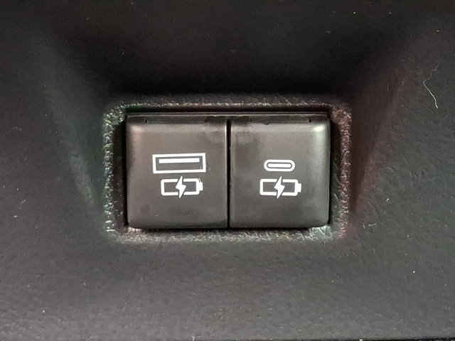 Used 2026 Toyota Camry SE w/ Convenience Package FWD image 11