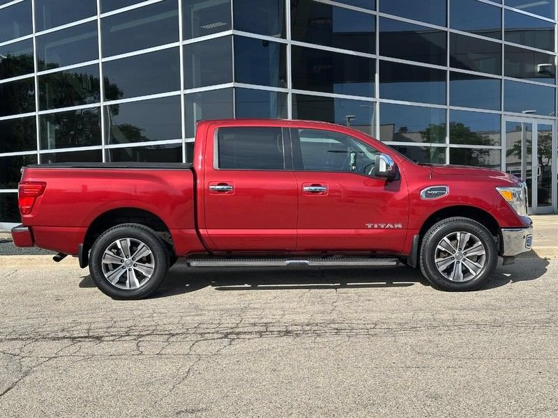 Used 2017 Nissan Titan SL w/ SL Towing Convenience Package AWD/4WD image 2