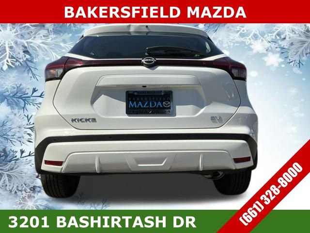 Used 2023 Nissan Kicks SV image 9