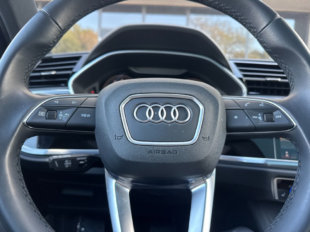 Certified 2022 Audi Q3 2.0T Premium Plus w/ Premium Plus Package AWD/4WD image 30