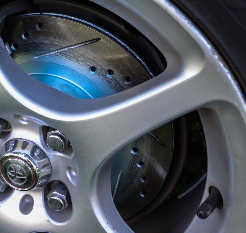 Used 2000 Toyota MR2 Base image 13