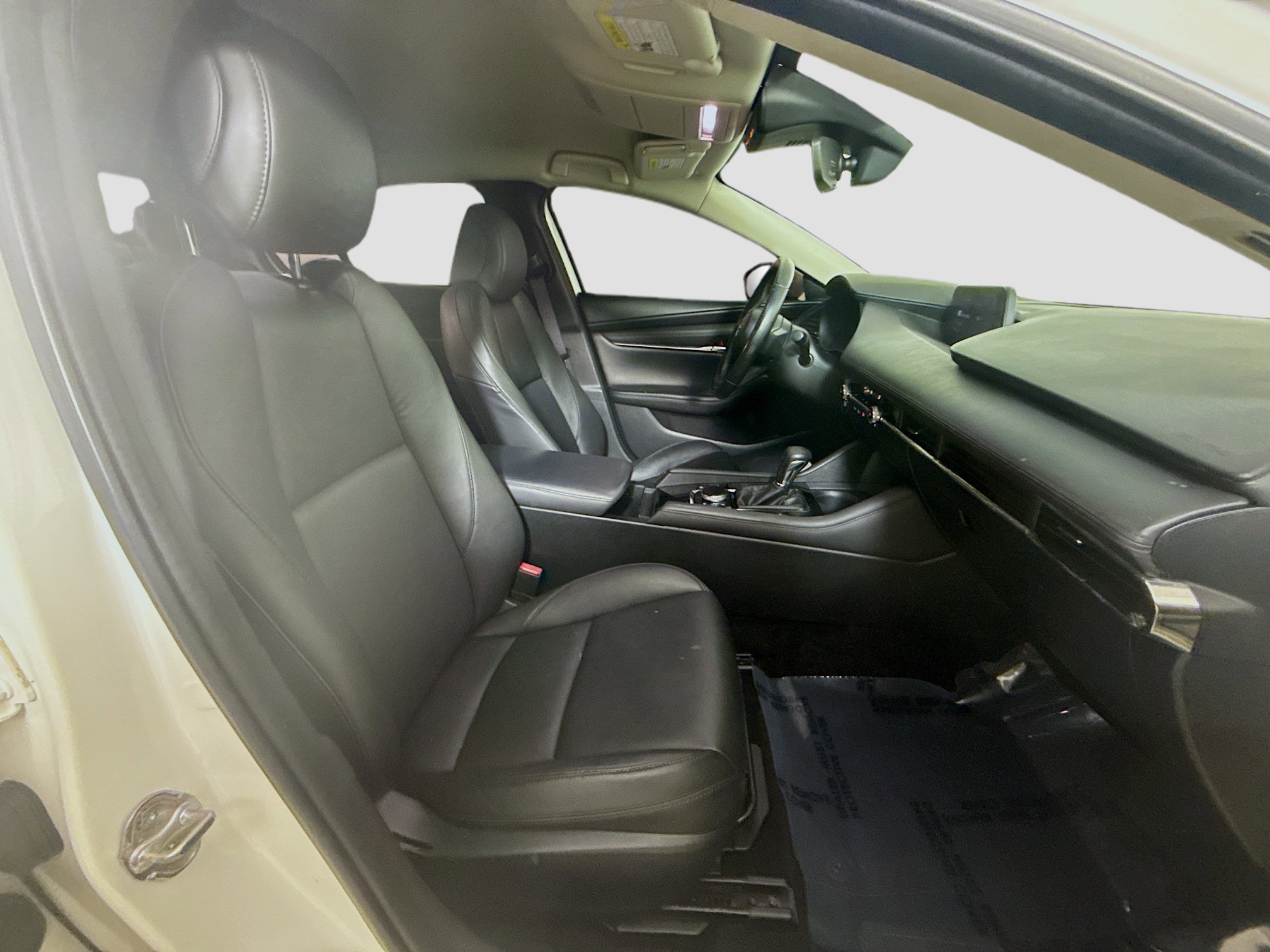 Used 2020 MAZDA MAZDA3 Sedan w/ Preferred Package image 29