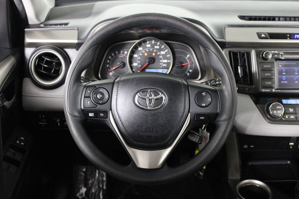 Used 2015 Toyota RAV4 XLE image 10