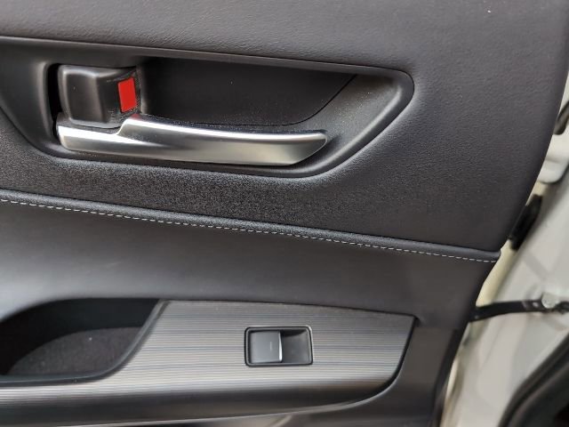 Used 2021 Toyota Venza Limited w/ Advanced Technology Package image 22