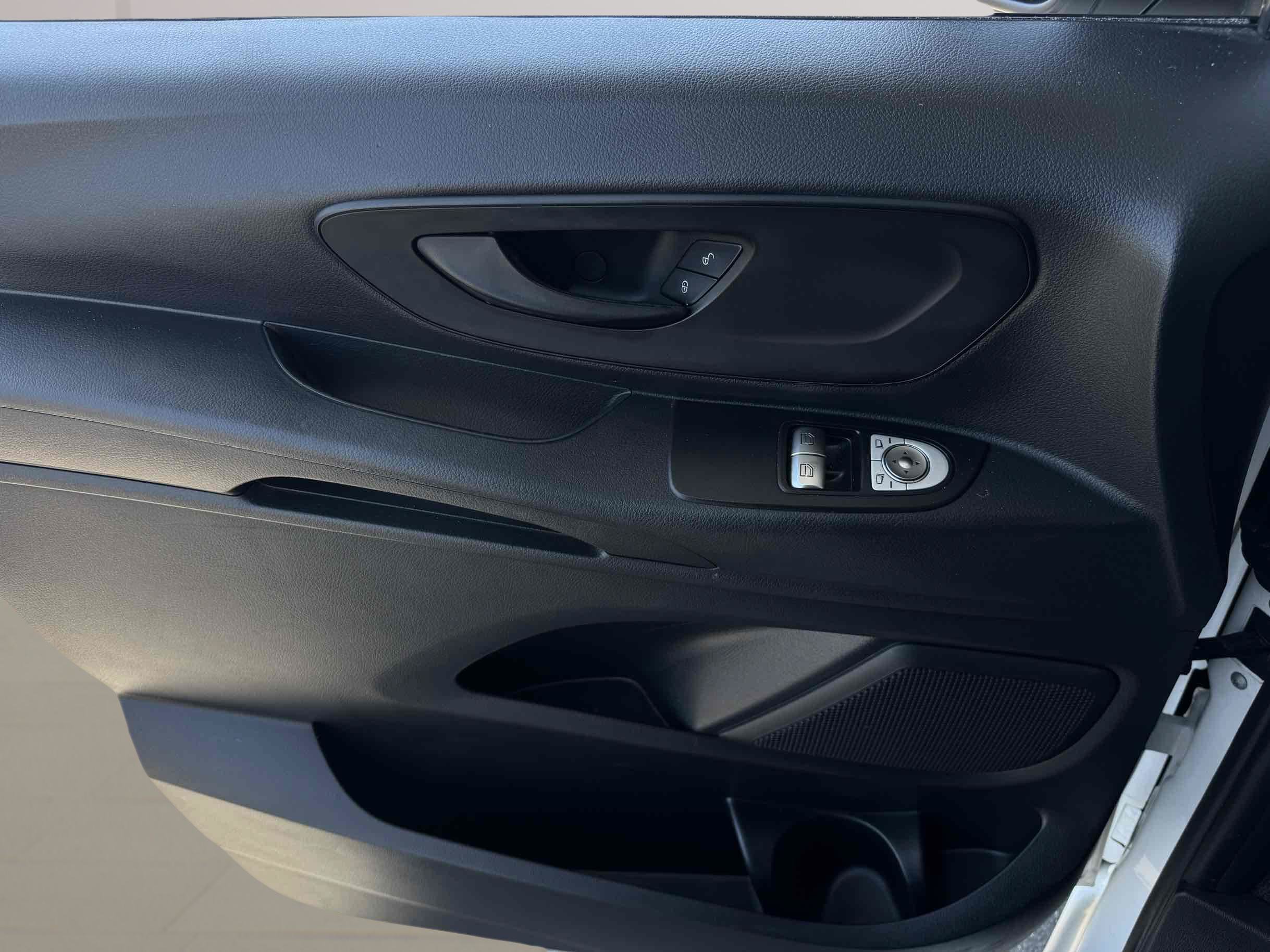 Used 2019 Mercedes-Benz Metris image 9