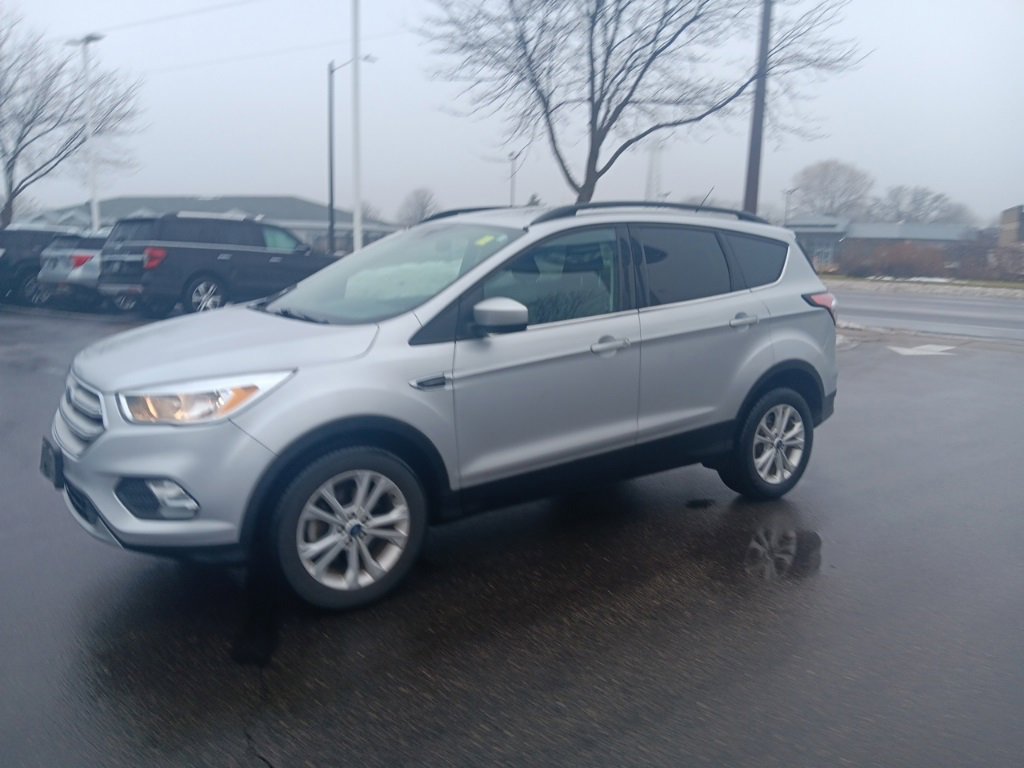Used 2018 Ford Escape SE image 14