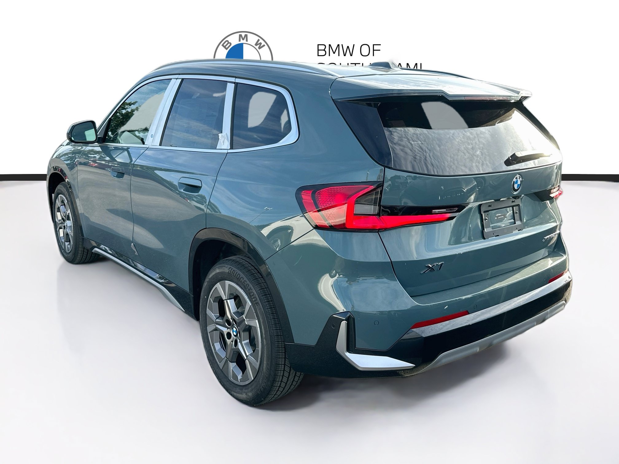 New 2027 BMW X1 xDrive28i AWD/4WD image 4