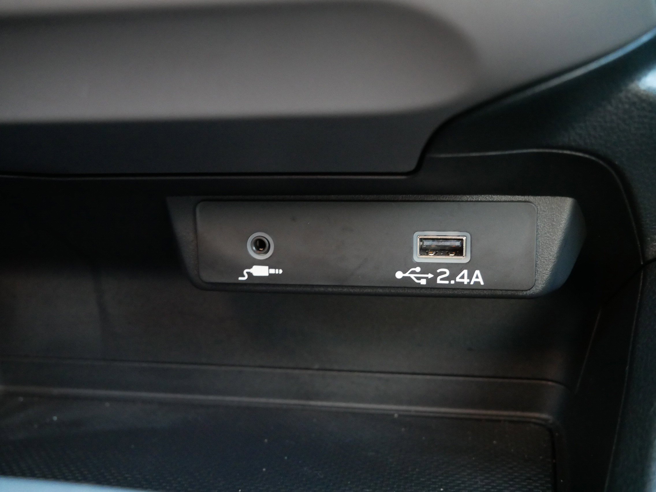 Certified 2025 Subaru Crosstrek 2.0i image 30