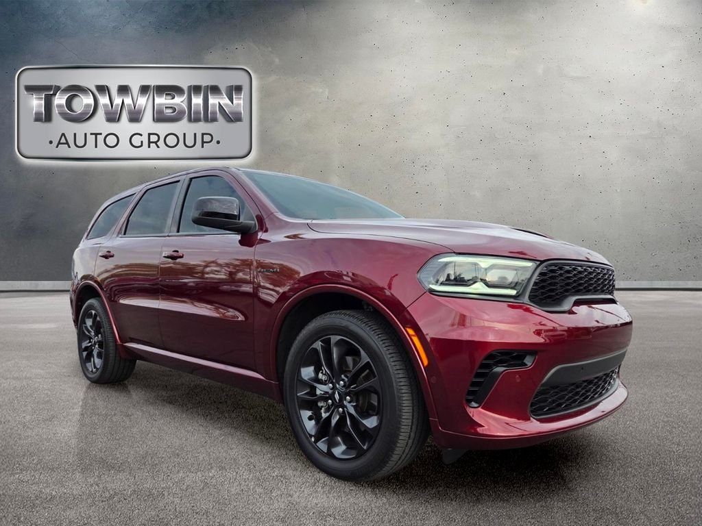 Used 2025 Dodge Durango R/T w/ Blacktop Package AWD/4WD image 2