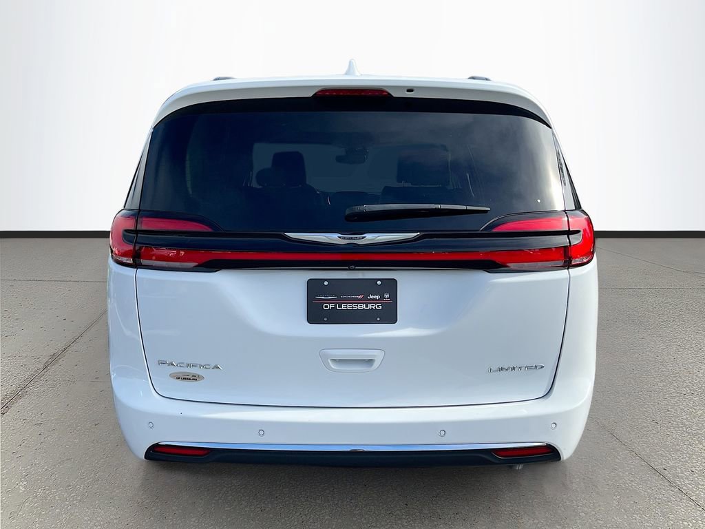 Certified 2022 Chrysler Pacifica Limited image 6
