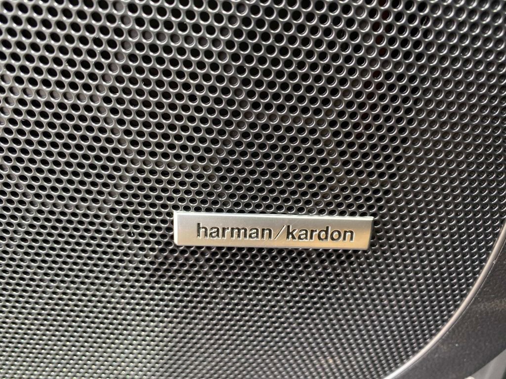 Certified 2023 Subaru Ascent Limited w/ Technology Package image 24