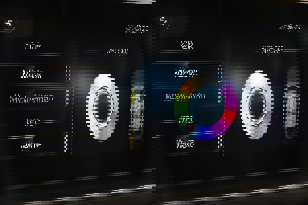 Used 2022 Mercedes-Benz GLE 53 AMG 4MATIC w/ 3rd Row Seat Package image 47