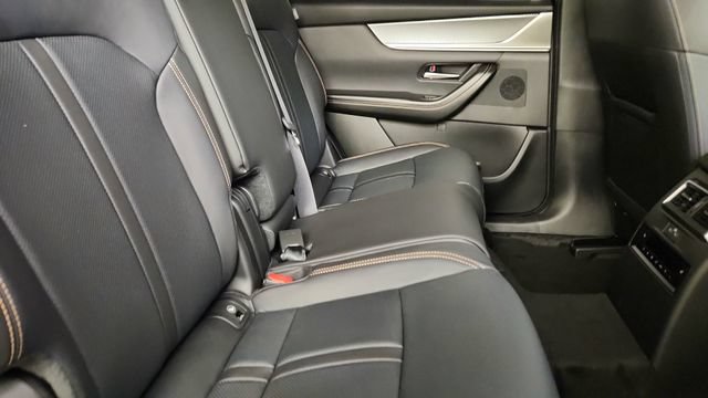 New 2026 MAZDA CX-90 Plug-In Hybrid w/ Preferred AWD/4WD image 33