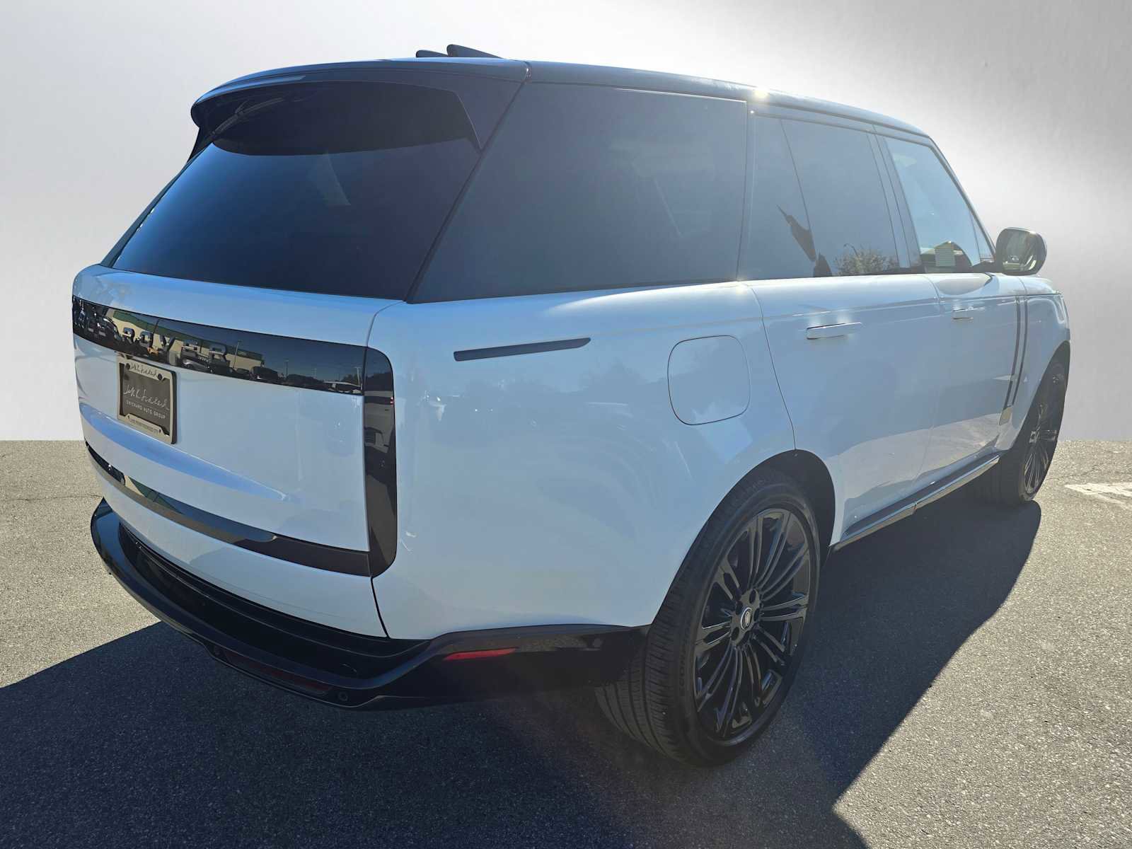 New 2025 Land Rover Range Rover SE image 7