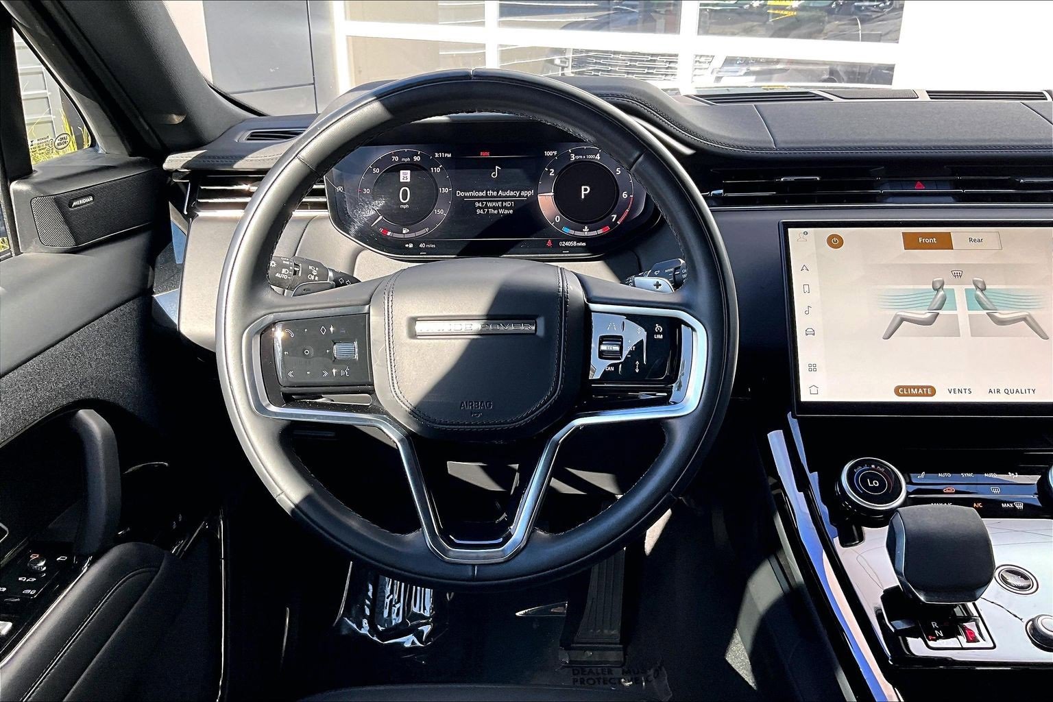 Used 2023 Land Rover Range Rover Sport SE image 5