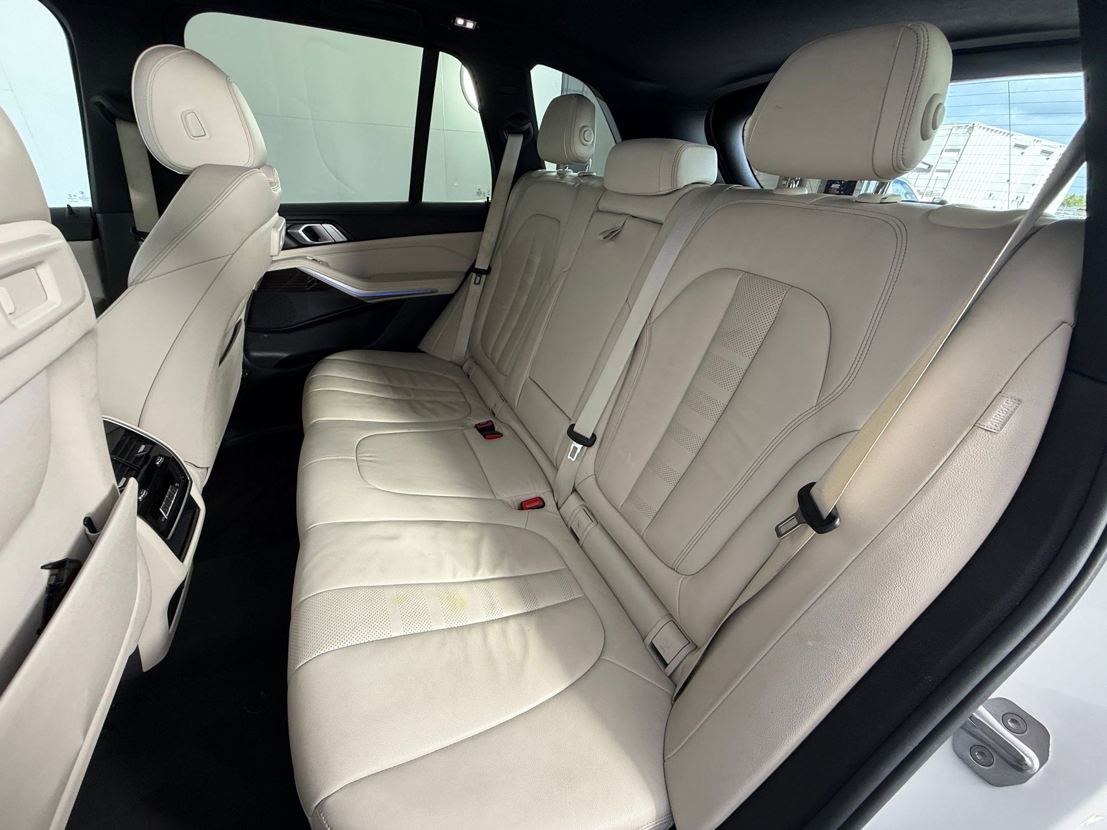 Used 2019 BMW X5 xDrive40i w/ Convenience Package AWD/4WD image 14