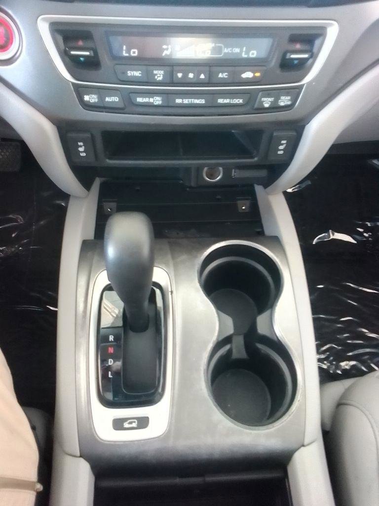 Used 2016 Honda Pilot EX-L image 11