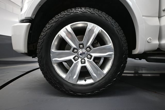 Used 2017 Ford F150 Platinum w/ Equipment Group 701A Luxury AWD/4WD image 12